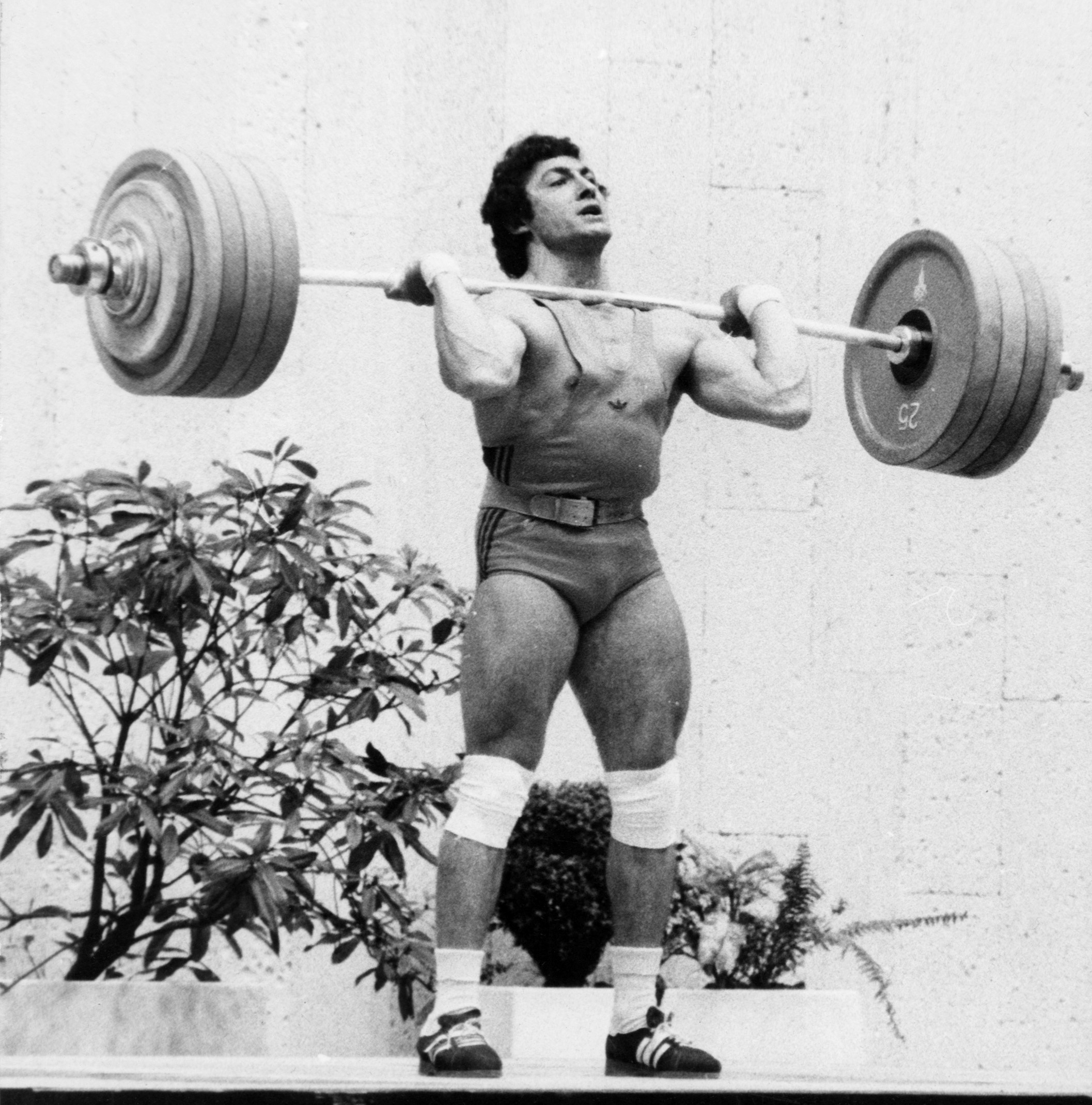 IWF120y/83 – 1985: Yurik Vardanyan (URS) retires after a brilliant ...